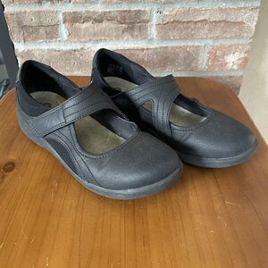 Clarks Cloudsteppers Mary Jane Women's Size 7M Black Comfort Flats Mary Jane